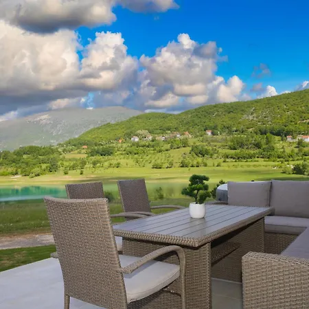 Villa Vista